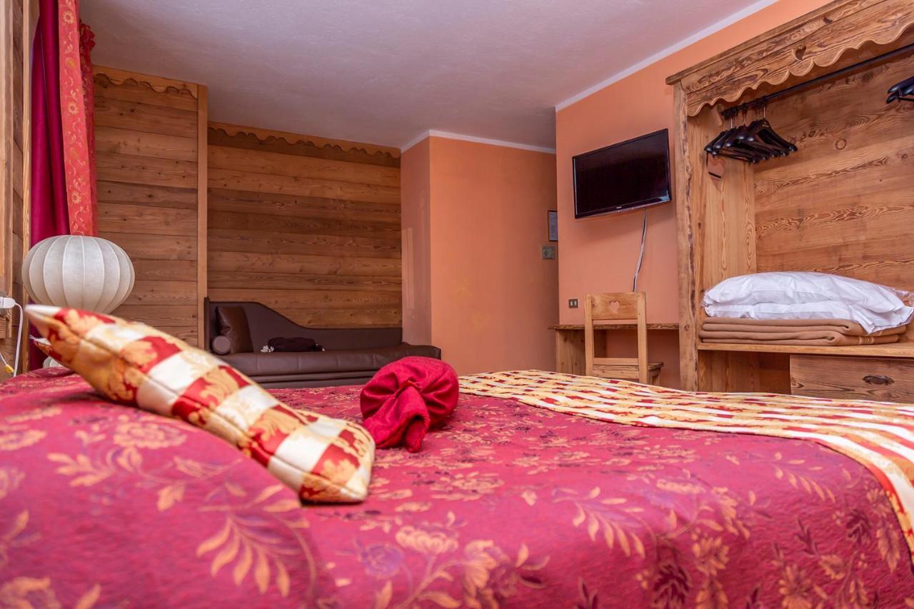 Hotel Chaberton Cesana Torinese Zewnętrze zdjęcie