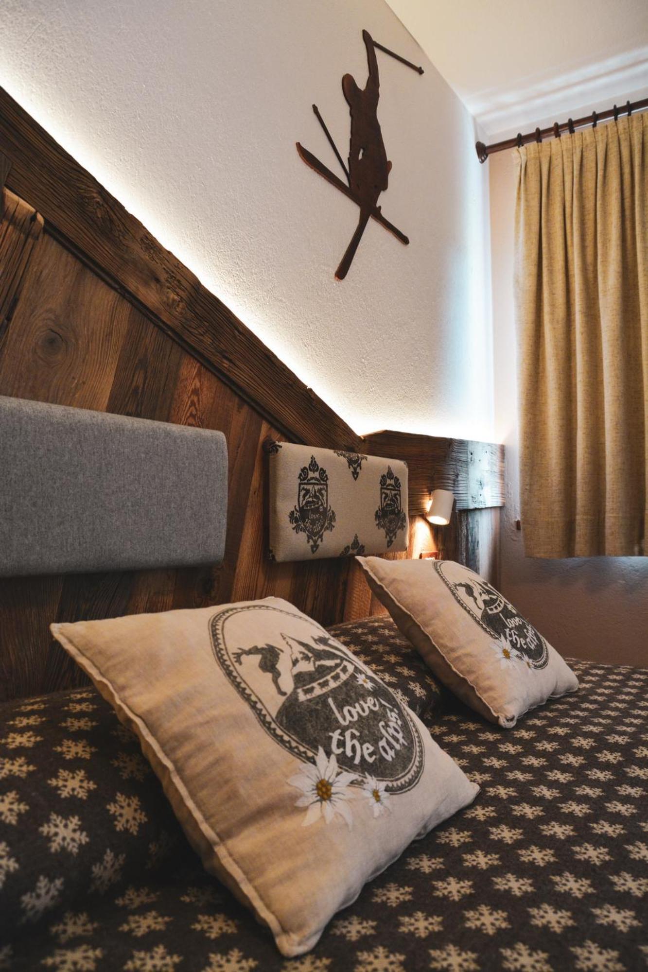 Hotel Chaberton Cesana Torinese Zewnętrze zdjęcie