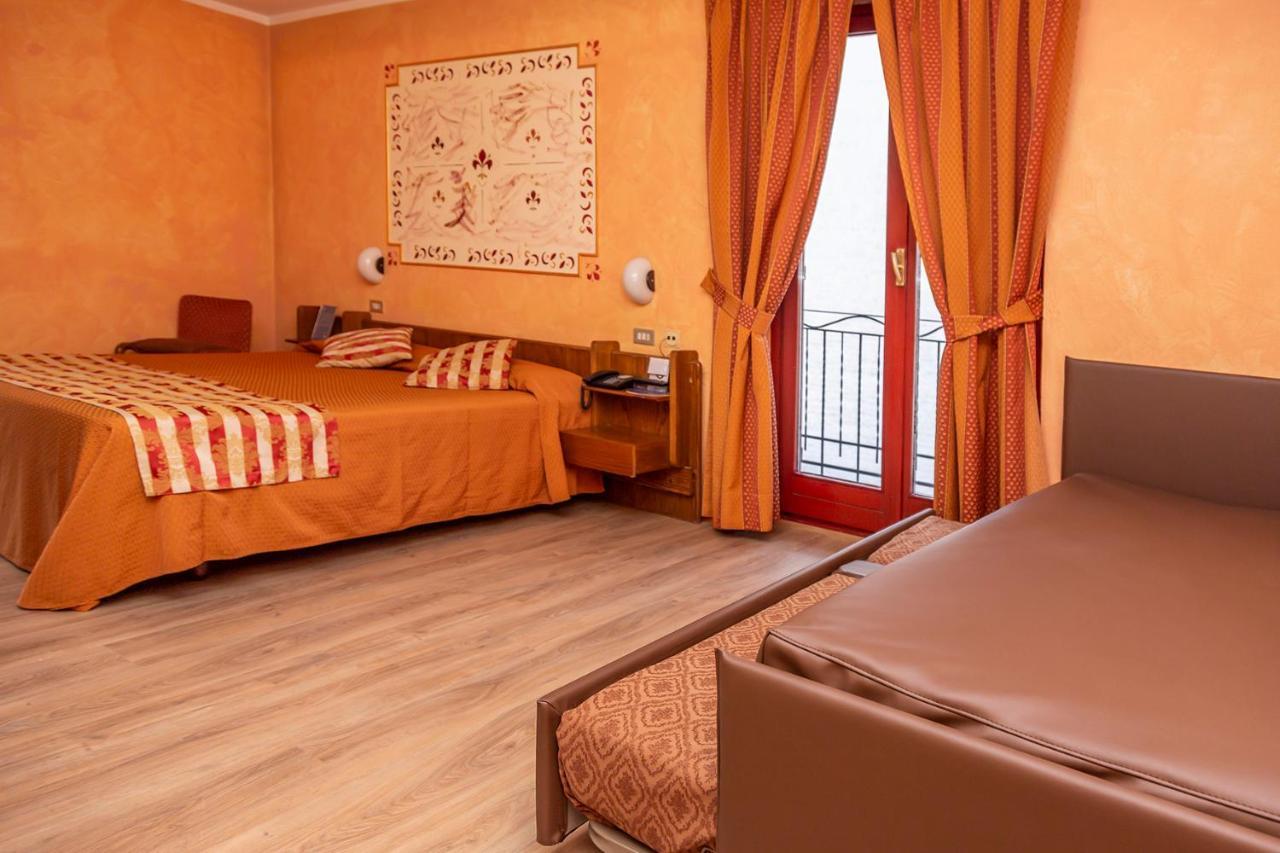 Hotel Chaberton Cesana Torinese Zewnętrze zdjęcie