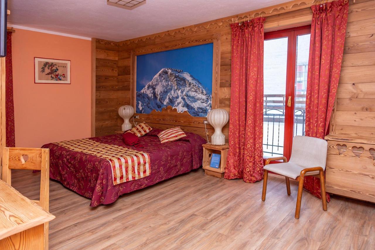 Hotel Chaberton Cesana Torinese Zewnętrze zdjęcie
